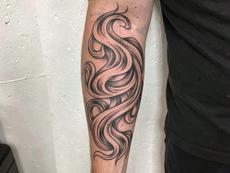 Flowing Tattoo