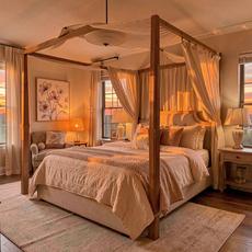 Sunset Decor Bedroom With Canopy Bed